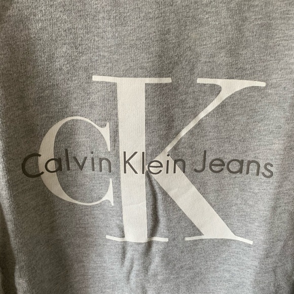 Calvin Klein CK Sweatshirt - Picture 2 of 4